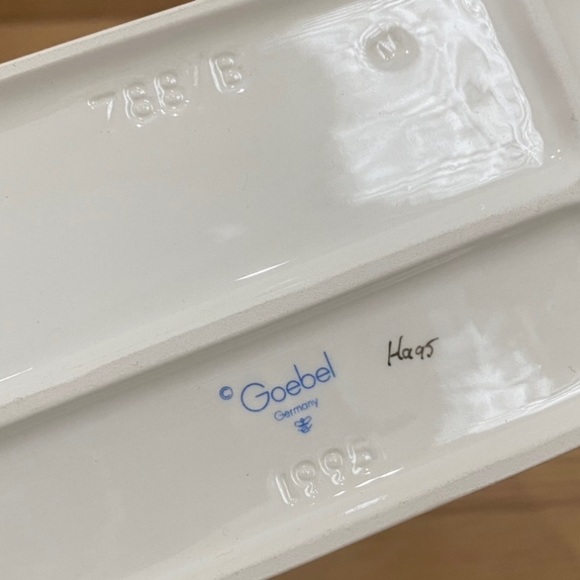 Vintage Hummel Goebel 788/B Sister Perpetual Calendar Collectible Figurine - Picture 14 of 15